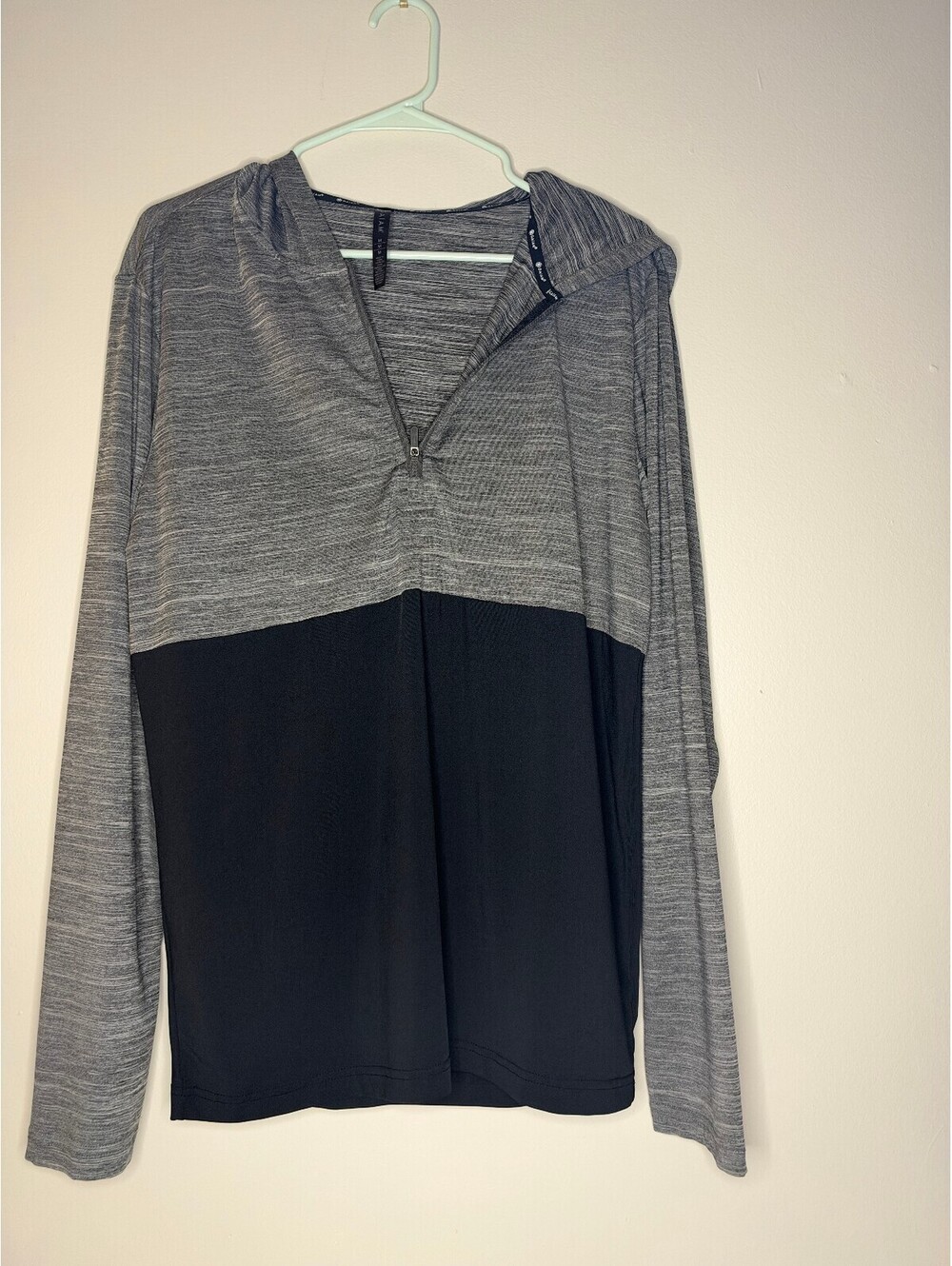 Women's gray black colorblock hooded long sleeve top